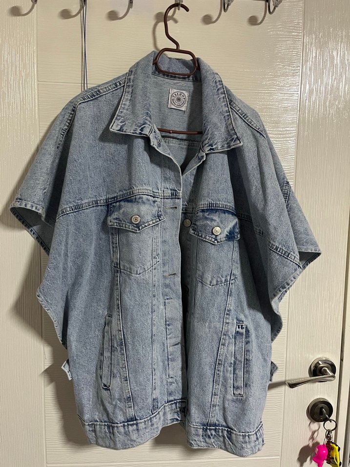 Düğmeli Kısa Kollu Mavi Kot Ceket - Görsel 2