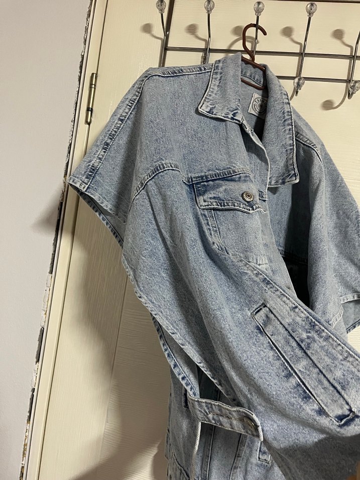 Düğmeli Kısa Kollu Mavi Kot Ceket - Görsel 3