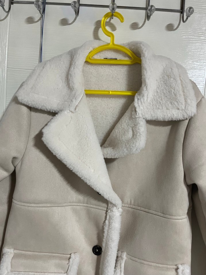 Kadın Bej Uzun Kürklü Ceket - Görsel 2