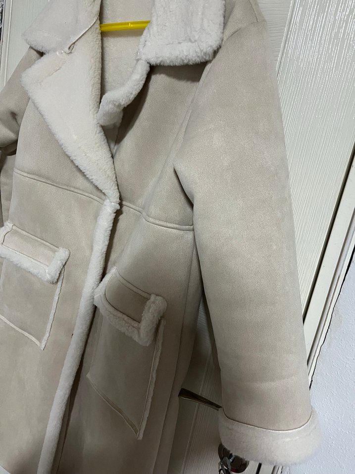 Kadın Bej Uzun Kürklü Ceket - Görsel 4