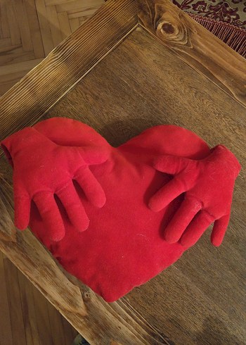 Kırmızı Kalp Şeklinde yastik - Görsel 2
