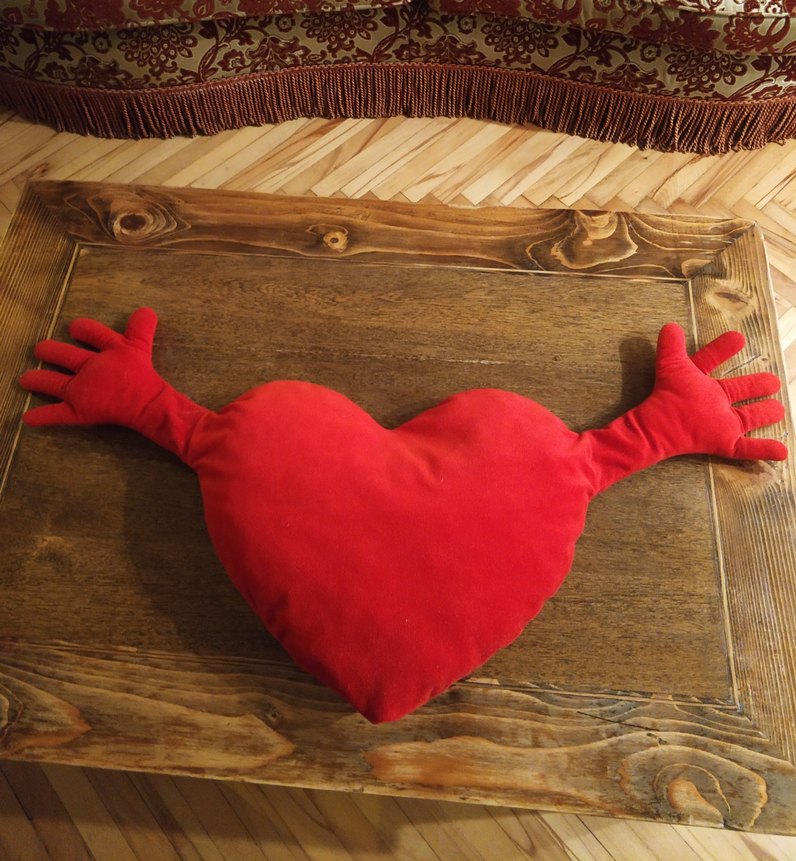 Kırmızı Kalp Şeklinde yastik - Görsel 3