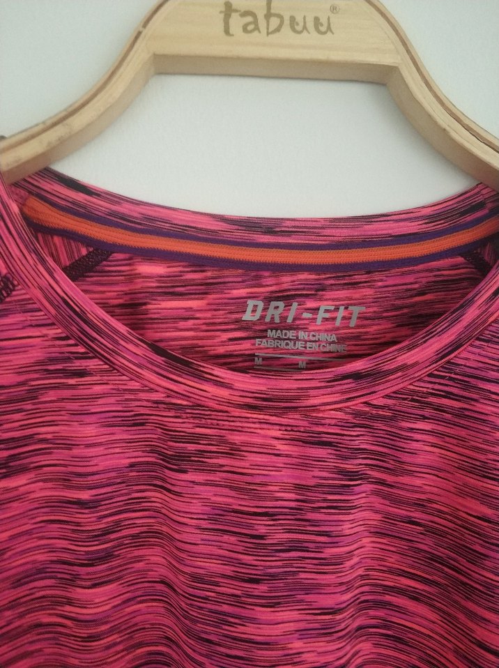 Kadın Nike deri fit Spor Tişört - Görsel 4