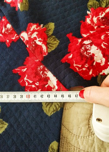 Çiçek Desenli Koyu Kırmızı Kadın Fermuarlı Ceket - Görsel 7