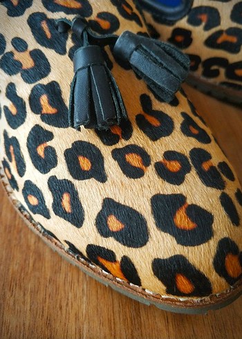 Leopar Desenli Püsküllü Kadın Süet Loafer - Görsel 4