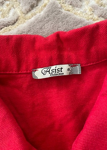 Kırmızı Düğmeli Kadın Ceket - Görsel 2