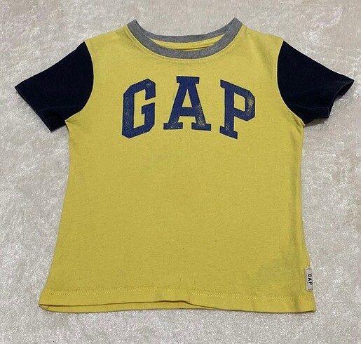 Gap tişört