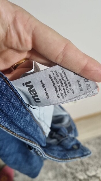 28 Beden Mavi Jeans 