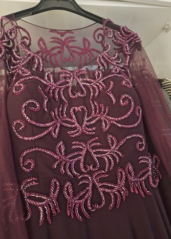 Mürdüm Nakışlı Uzun Abiye Elbise - Görsel 4