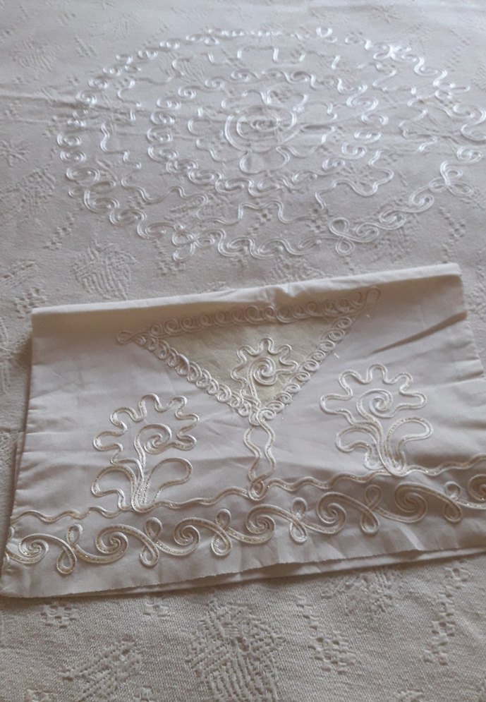 Geleneksel Nakışlı Beyaz yatak Örtüsü/ pike takimi %100 pamuk - Görsel 2