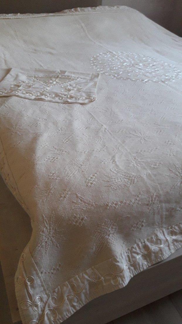 Geleneksel Nakışlı Beyaz yatak Örtüsü/ pike takimi %100 pamuk - Görsel 5