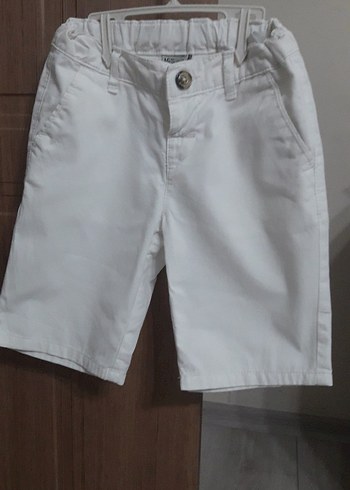 Erkek Beyaz Pamuklu Düğmeli Şort - Görsel 2