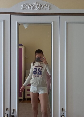 Kapşonlu Sweatshirt 