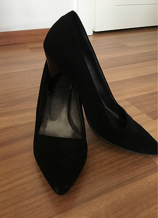 Diğer Stiletto 