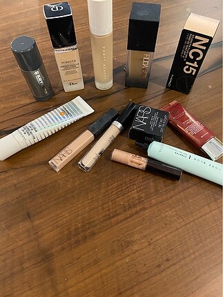 Beden Renk Huda Beauty