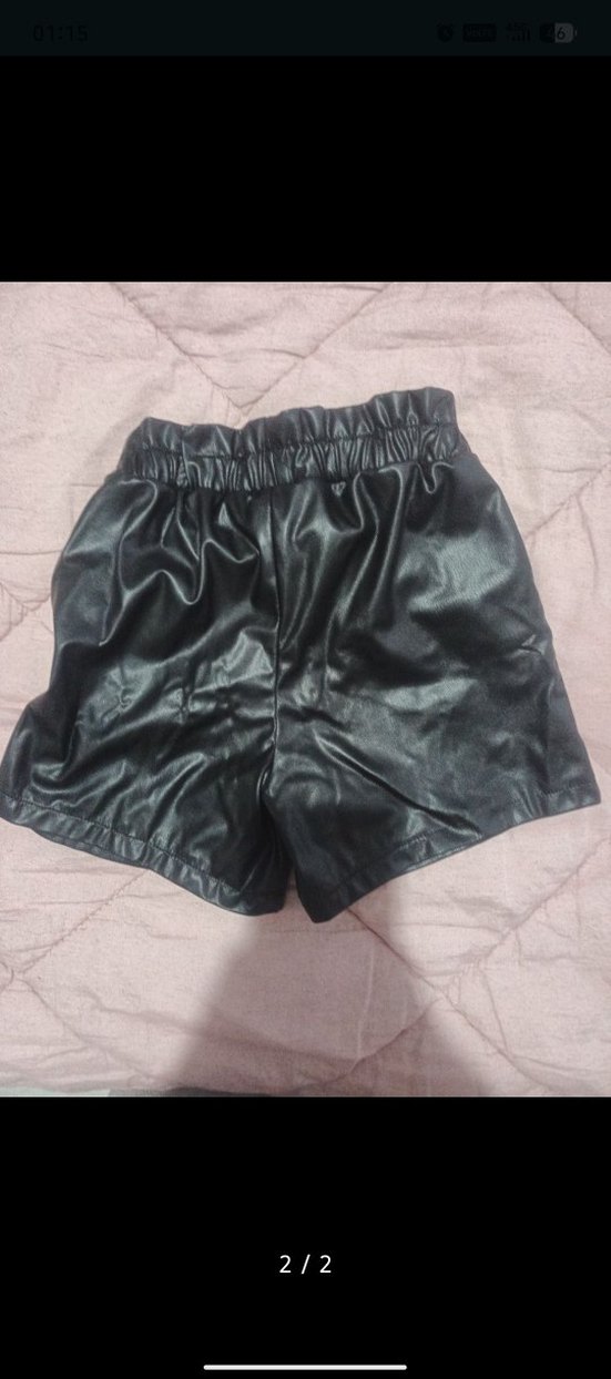 Siyah Parlak Deri Mini Şort - Görsel 2