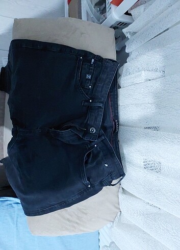 32 Beden SIFIRDAN FARKISIZ MAVI JEANS KOT PANTOLONLAR