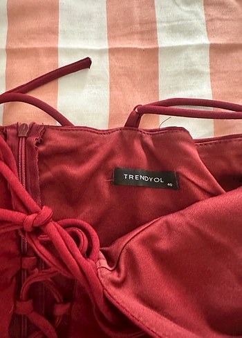 Bordo ip dekolteli Mini Elbise - Görsel 3