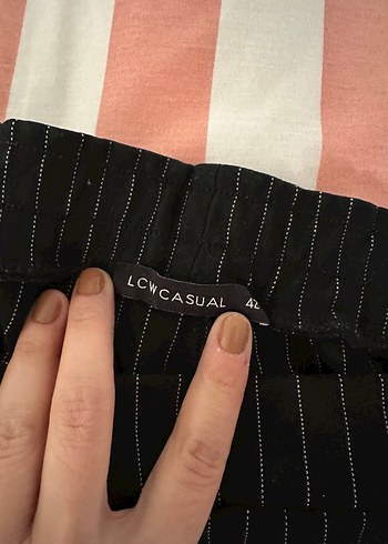 Siyah Çizgili Regular Fit Kumaş Pantolon - Görsel 2