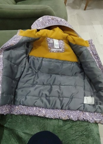 5 Yaş Beden mor Renk Kapüşonlu Desenli Mor Kız Çocuk Mont