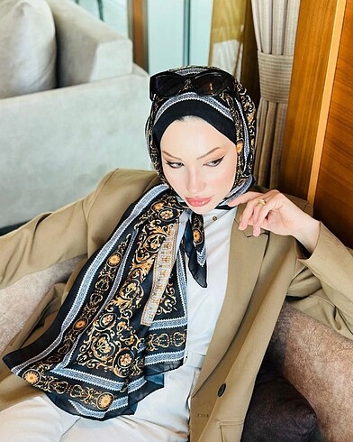 Versace model desenli şal