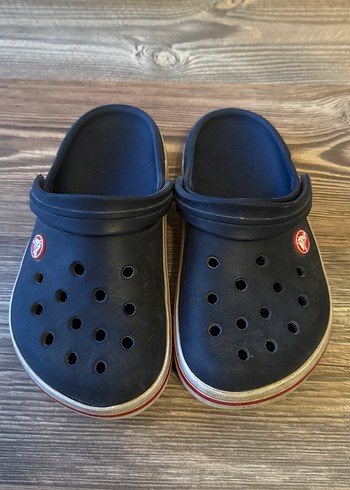 Crocs 34