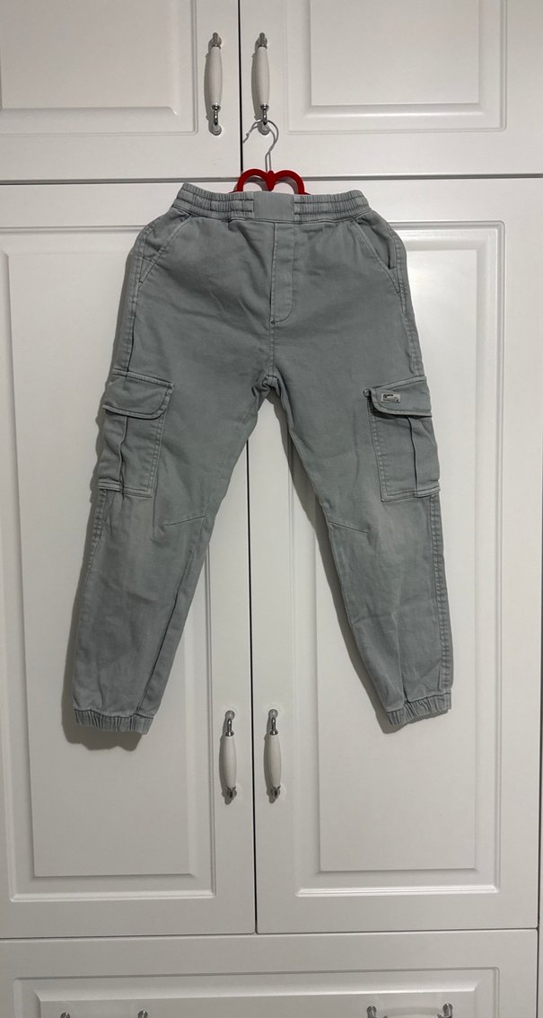 Erkek Çocuk Gri Bol Kesim paraşüt pantolon - Görsel 2