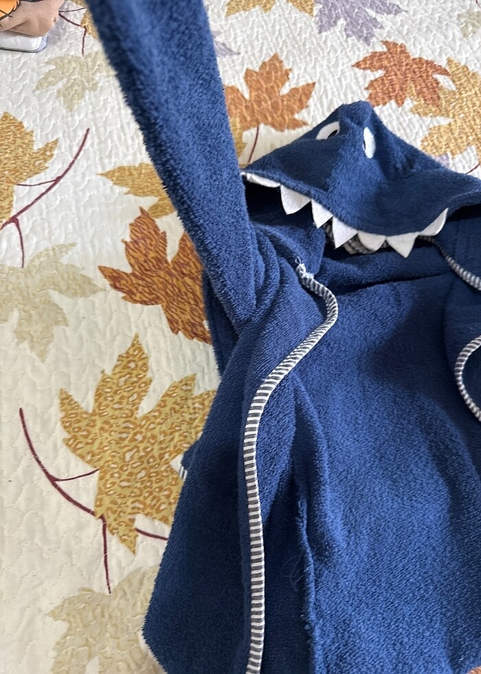 Canavar bornoz - Görsel 3