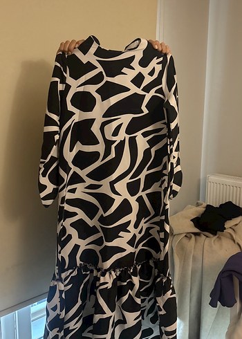 Siyah Beyaz Zebra Desenli Uzun Elbise - Görsel 2