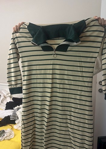 Yeşil Çizgili Polo Yaka elbise tesettür - Görsel 2