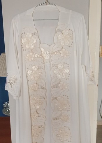 Uzun Beyaz Nakışlı Bohem gecelik sabahlık takım - Görsel 2