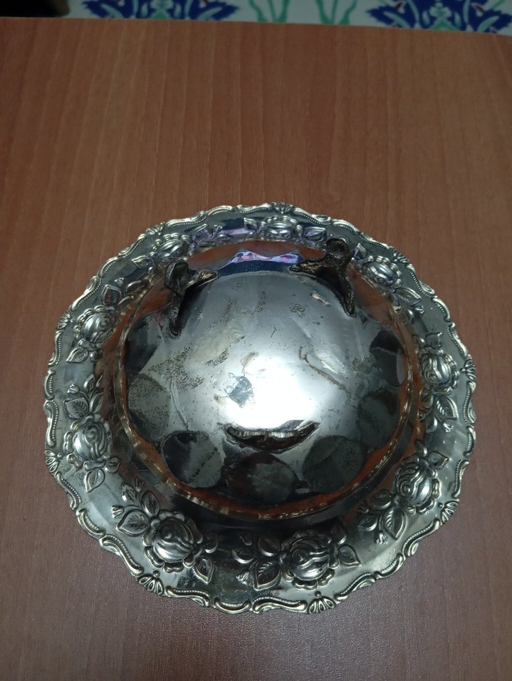 Çiçek Desenli Parlak Geleneksel Tabak - Görsel 3