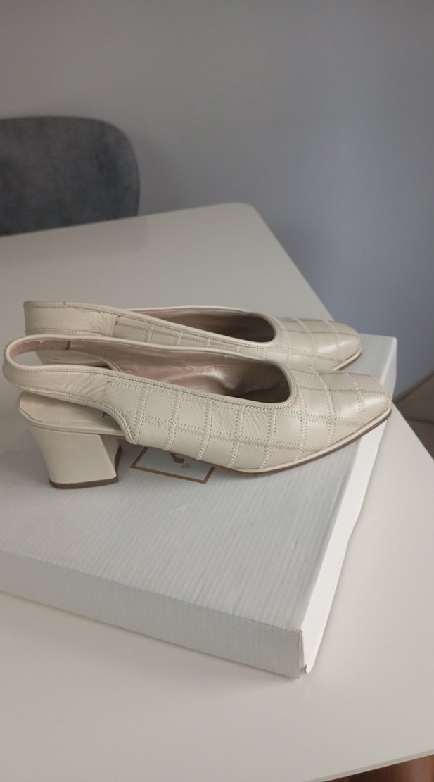 Beyaz Kareli Kadın Topuklu Ofis Ayakkabısı - Görsel 5