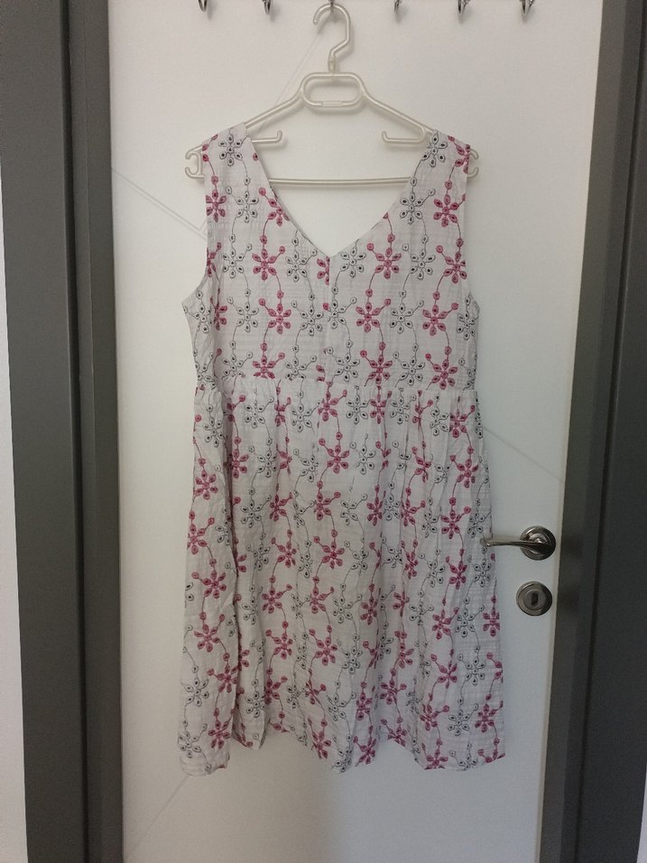 Dantel Detaylı V Yaka Hamile Midi Elbise - Görsel 2