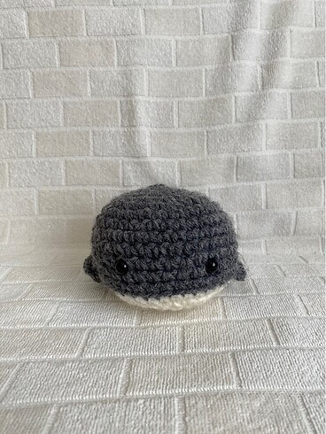 amigurumi gri balina