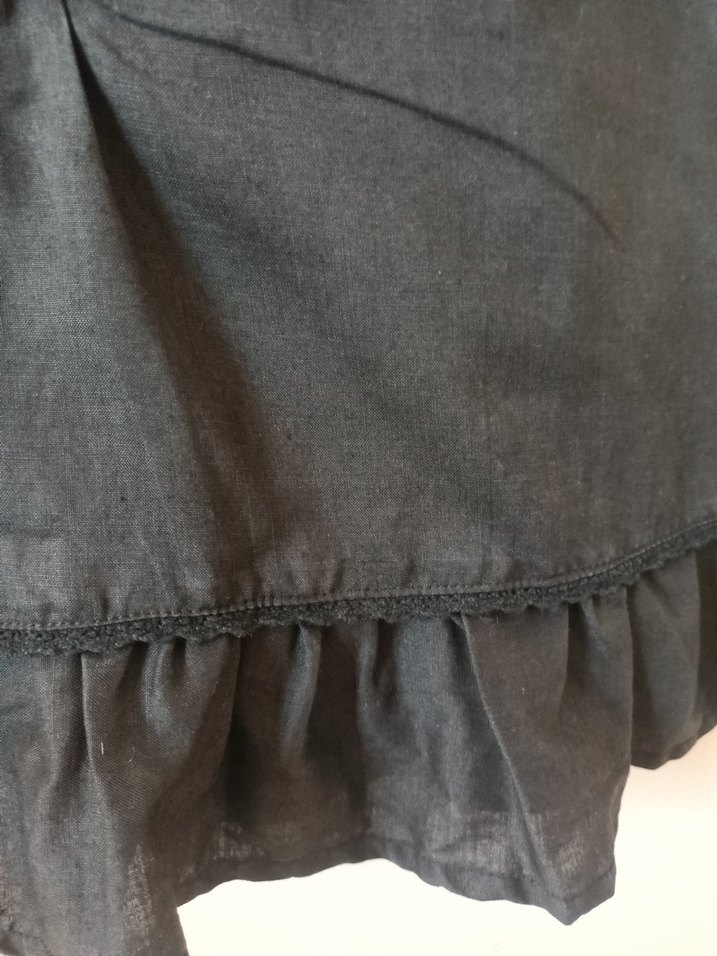 Düğmeli V Yaka Nakışlı Keten Siyah Bluz - Görsel 3