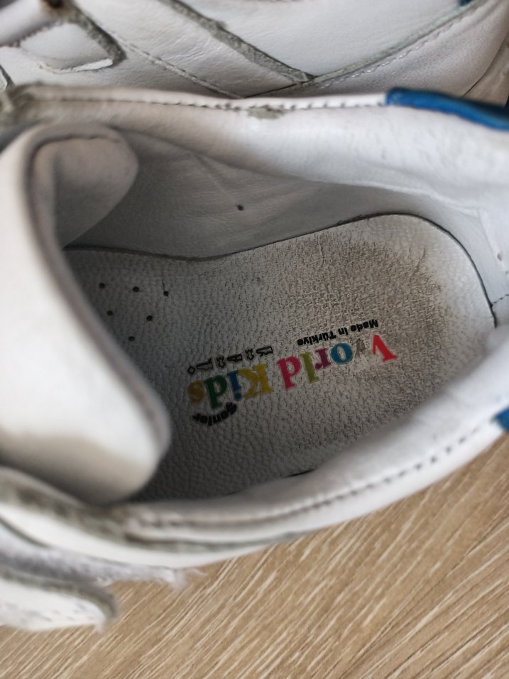 Erkek Çocuk Beyaz deri Cırt Cırtlı Spor Ayakkabı - Görsel 4