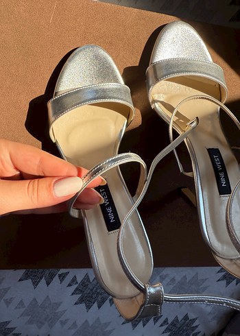 38 Beden Nine West Gri Dolgu Topuklu Kadın Abiye Ayakkabı