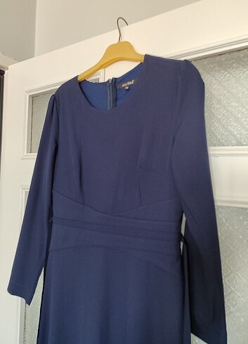 Tesettür lacivert elbise - Görsel 7