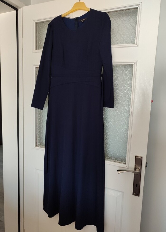 Tesettür lacivert elbise - Görsel 4