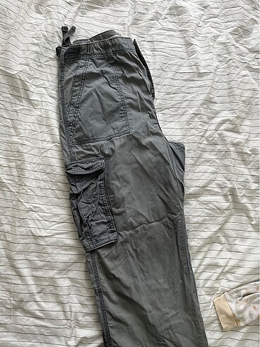44 Beden BERSHKA gri cargo pantolon