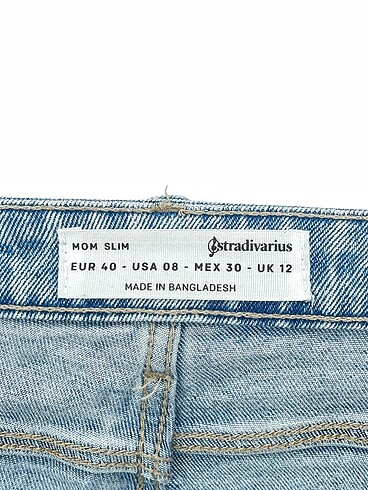 40 Beden mavi Renk Stradivarius Jean / Kot %70 İndirimli.