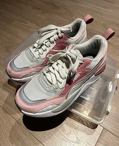 37 Beden Puma Sneaker