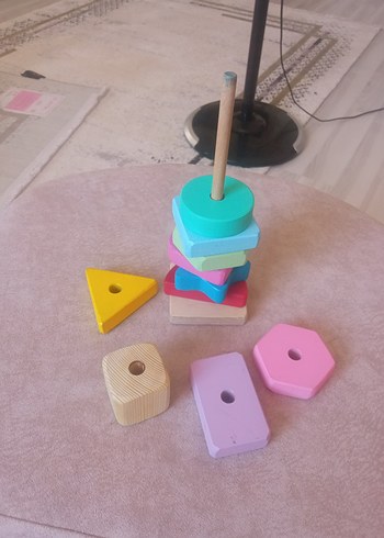 Pastel Renkli Ahşap Eğitici Oyuncak