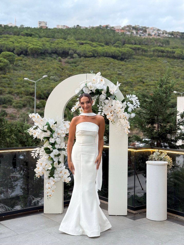 Modern Klasik Straplez Beyaz nişan nikah elbisesi - Görsel 4