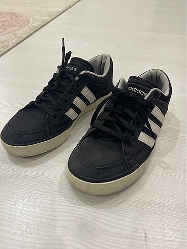 Adidas neo spor ayakkabı