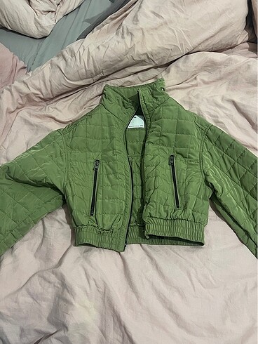 bershka mont