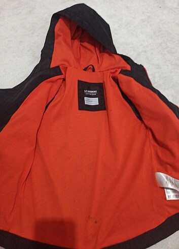 LC Waikiki 6-7 yaş LCW erkek çocuk yağmurluk