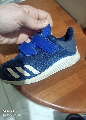 Adidas ayakkabı 