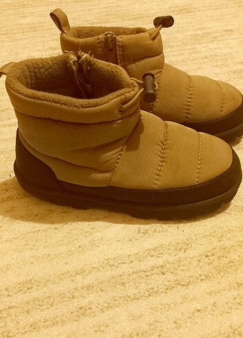 26 Beden camel Renk Zara Bot - 26
